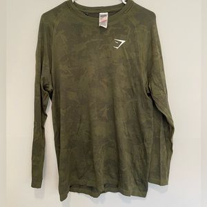 Green camo long sleeve shirt